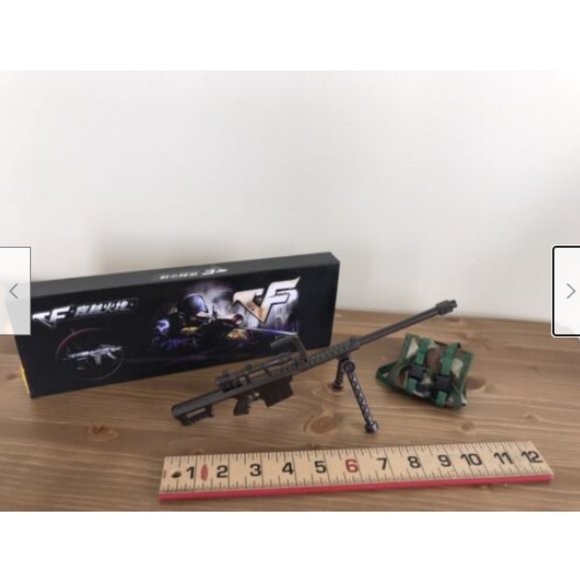 Miniature Cast Metal Model Machine Gun 10" & Backpack Tomb Raider Lara Prop - Picture 2 of 8